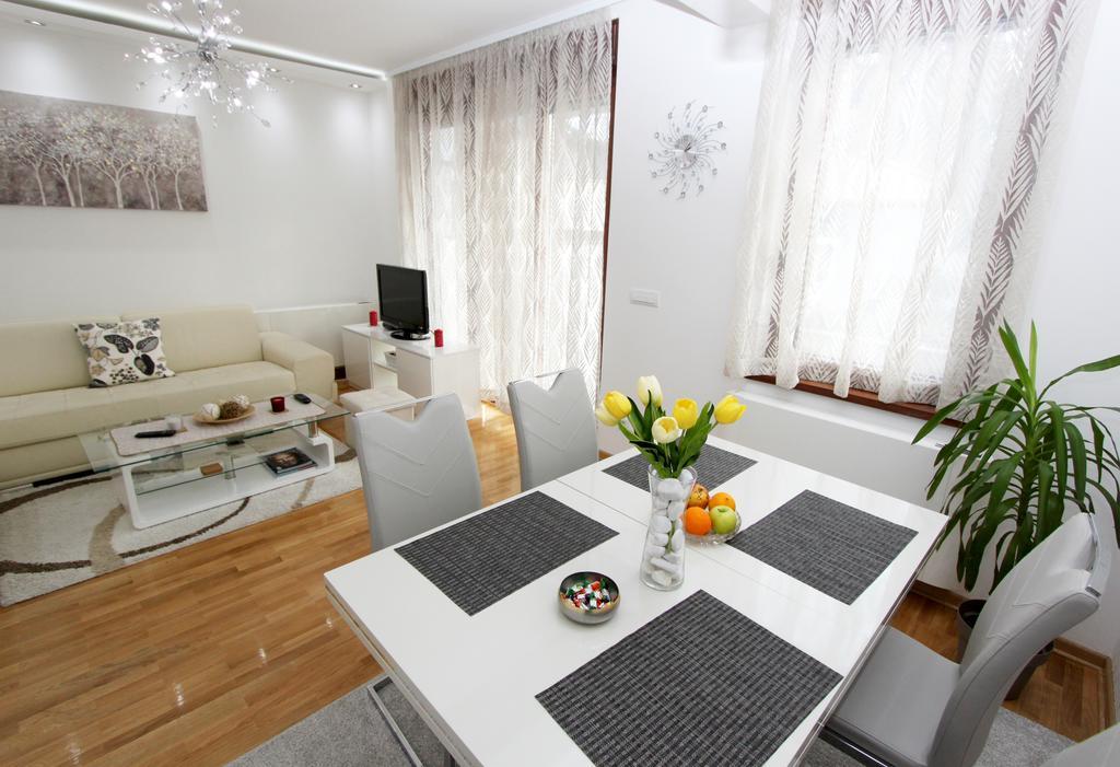 Apartment Joy Βελιγράδι Εξωτερικό φωτογραφία